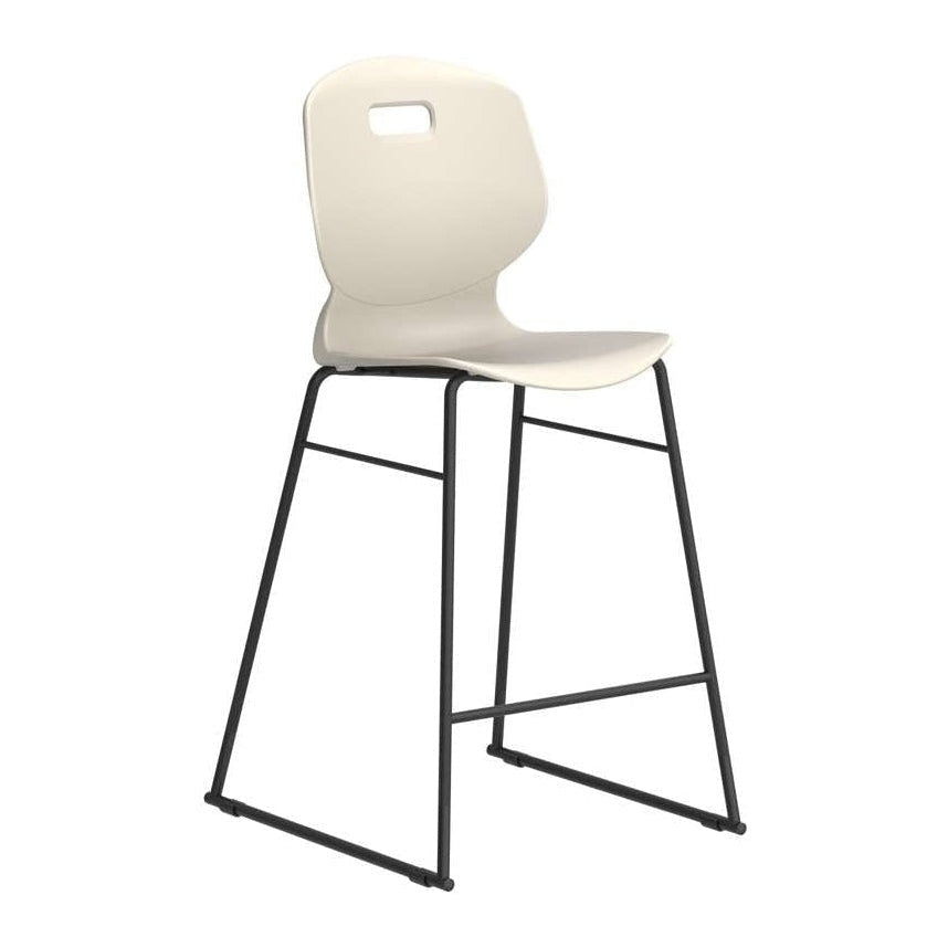 Arc High Chair