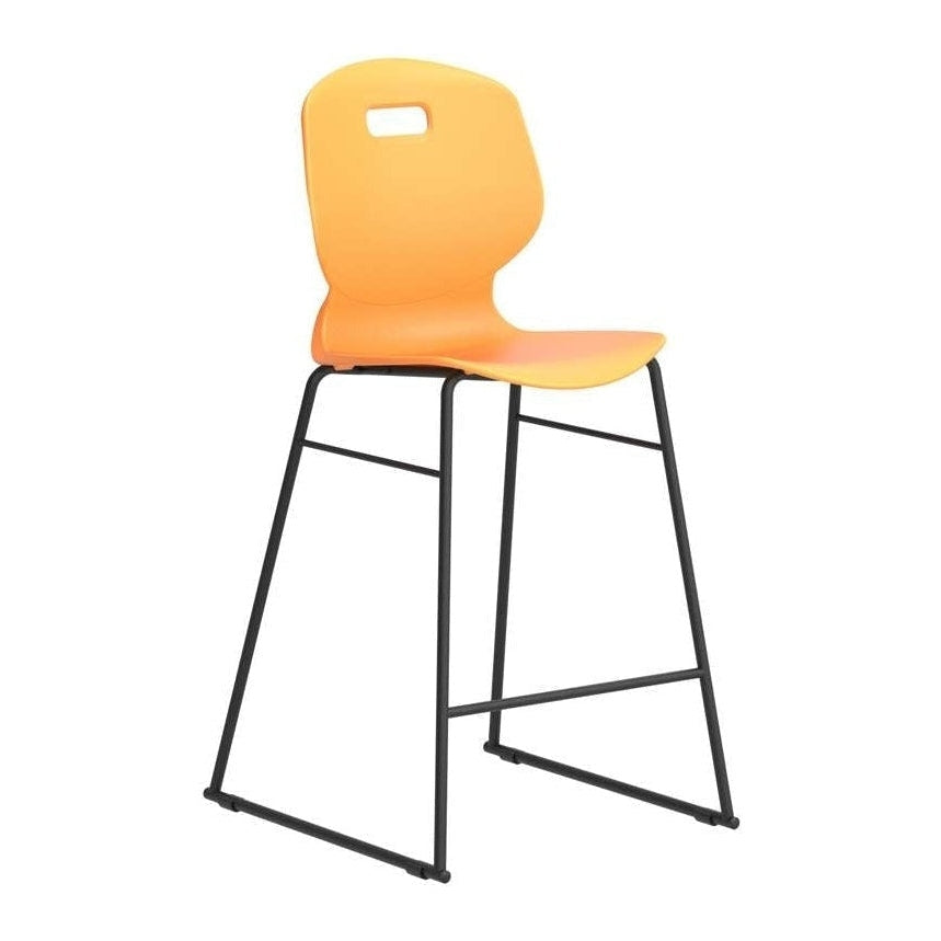 Arc High Chair